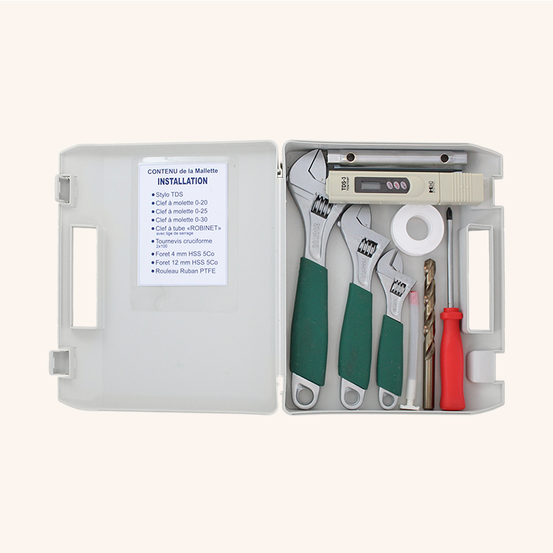 mallette outils installation osmoseur 1.jpg